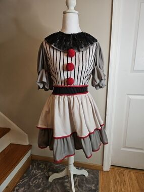 Hot Topic Pennywise It Womens Halloween Costume Size Small